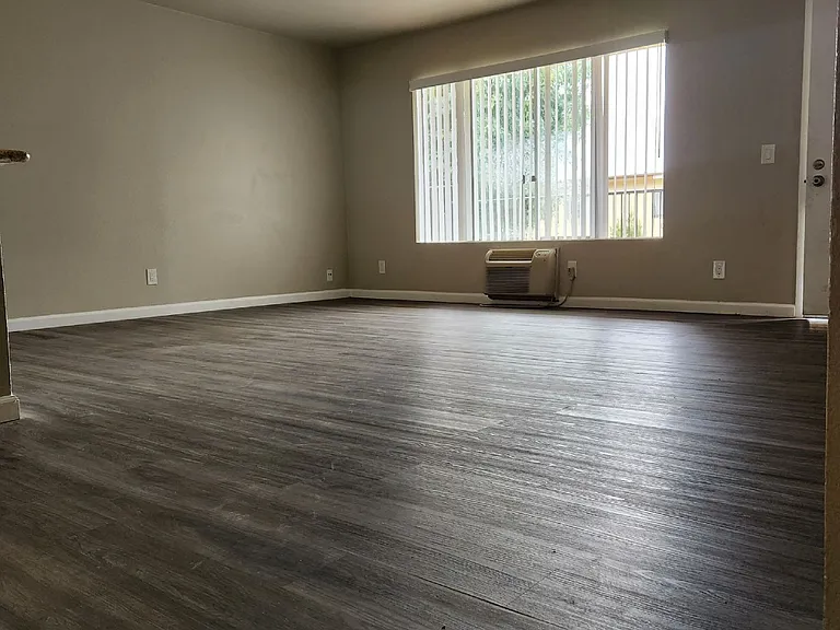 31932 Del Cielo Este — Photo 7