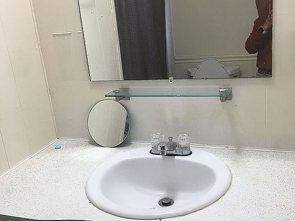 4th image of 1380 W Florida Ave #49