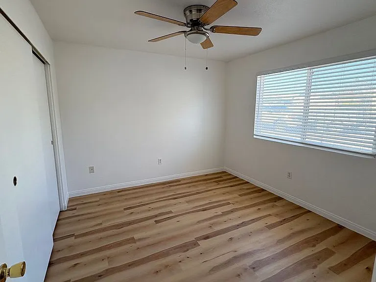 5230 E Owens Ave — Photo 10