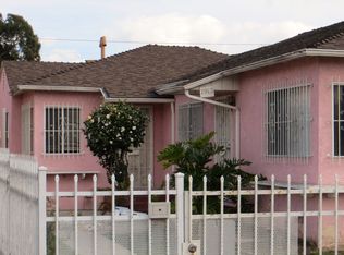 7910 Parmelee Ave, Los Angeles, CA 90001
