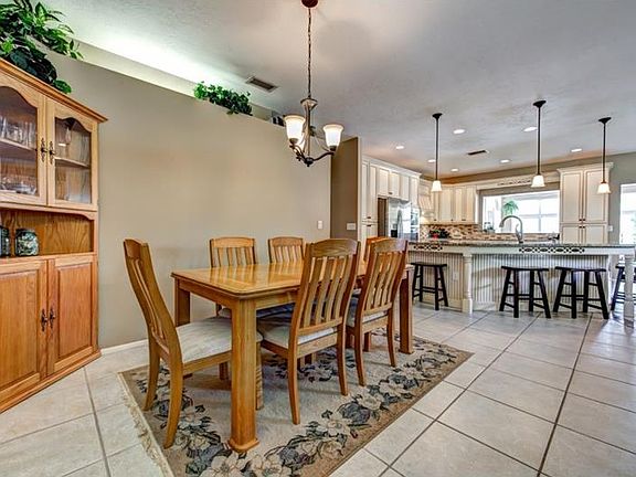 4th image of 3963 Hidden Glen Dr