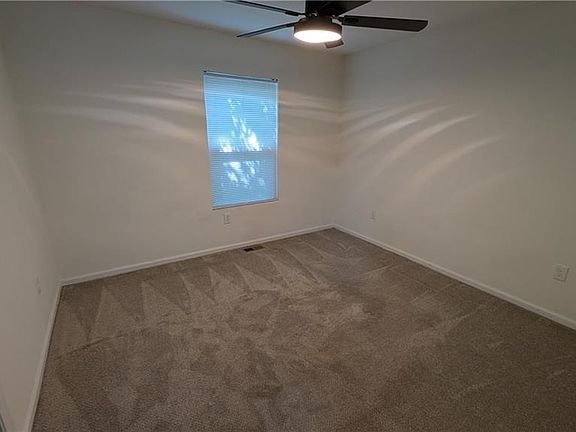 2nd image of 620 27th St
