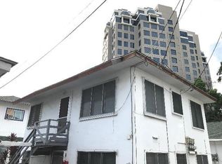 1220 Pensacola St APT C, Honolulu, HI 96814