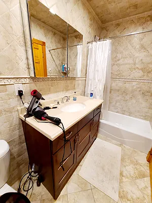 Rented by Abode Residential LLC | media 21