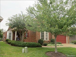 3rd image of 4916 Parkcrest Ct