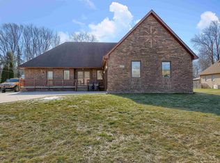 26280 Coleridge St, Harrison Township, MI