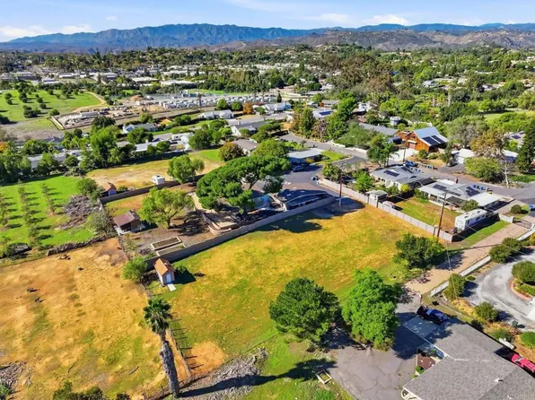 Sky Vista Way, Fallbrook, CA 92028