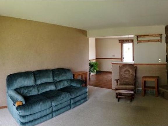 4th image of 1189 Meadow View Ln