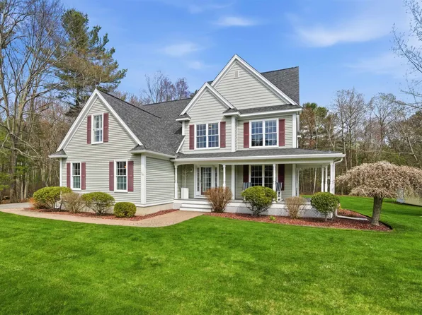 26 Flintlock Road, Salem, NH 03079