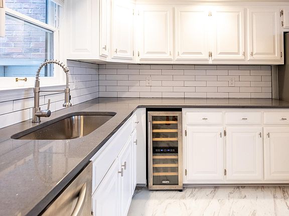 Wine fridge included