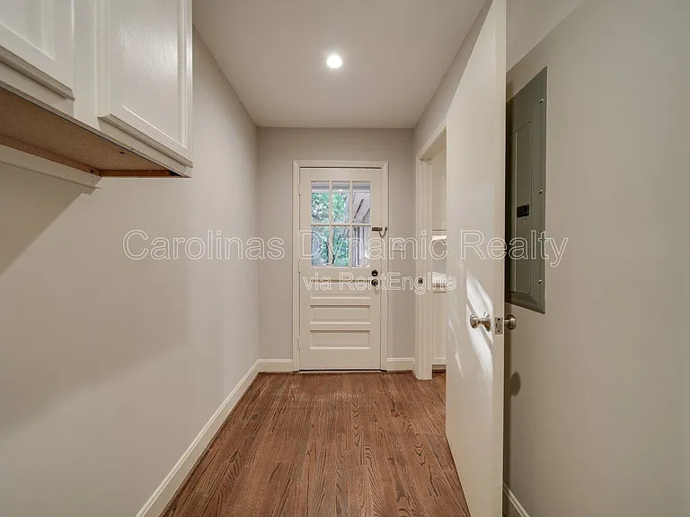 6700 Castlegate Dr — Photo 28