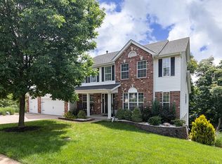 1611 Strecker Ridge Ct, Ballwin, MO 63011