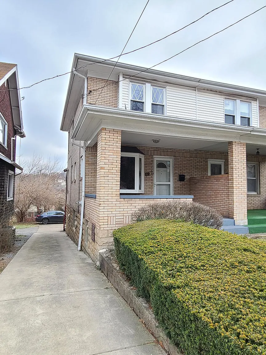 4037 Murray Ave photo 1