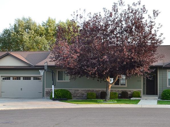 1452 Riverbend Pl