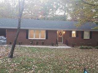 810 Wildwood Dr, Russellville, KY 42276