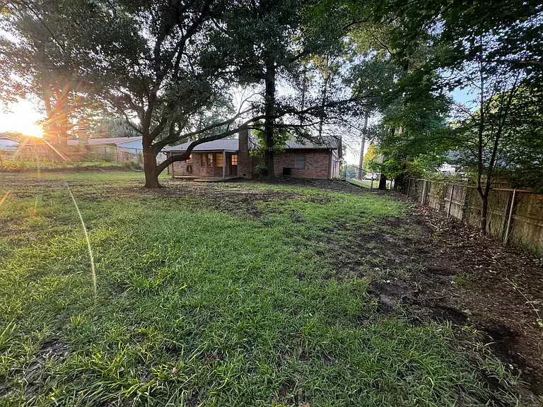 1302 Blueridge Pkwy — Photo 38