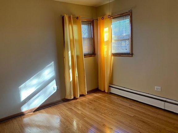 3rd image of 9639 Pacific Ave #G