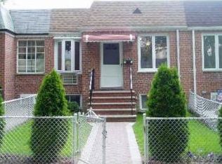 6308 74th St, Middle Village, NY 11379
