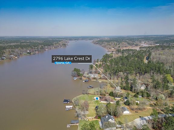 2nd image of 2796 Lakecrest Dr