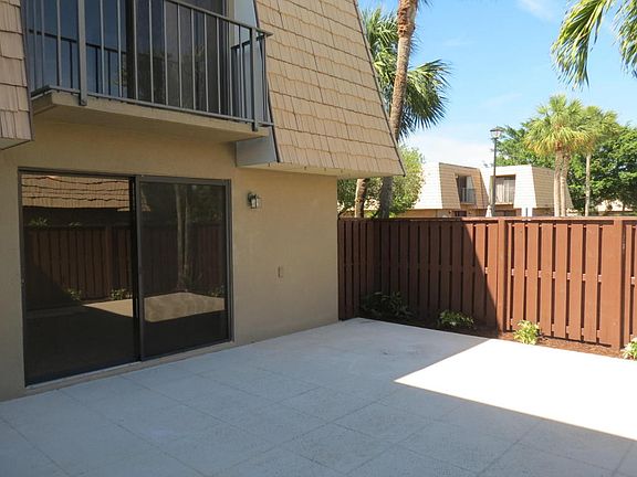 3rd image of 3603 SW Sunset Trace Cir