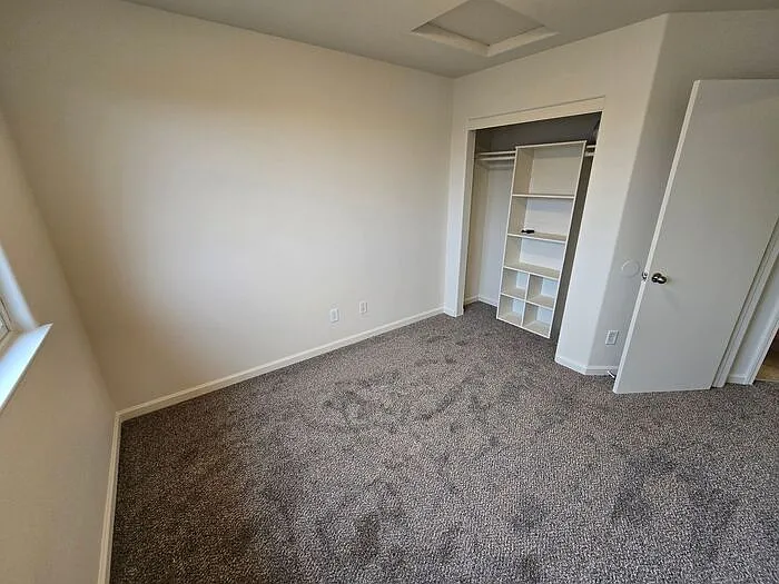 215 Meadowood Ct #A — Photo 15