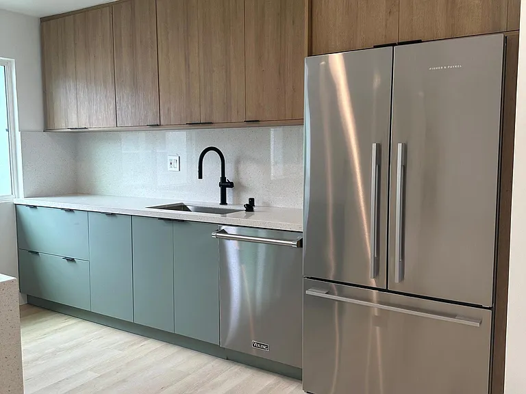 8312 Blackburn Ave #4 — Photo 6