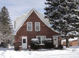 124 Wright St, Corry, PA 16407