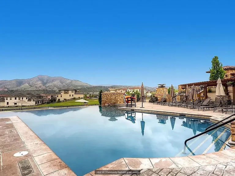 Mountain View Pool