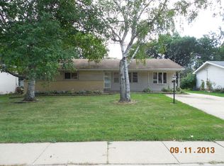 439 Tennyson Rd, Bartlett, IL 60103