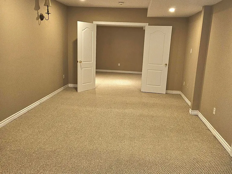 2257 Manor Hill Dr #BASEMENT — Photo 11