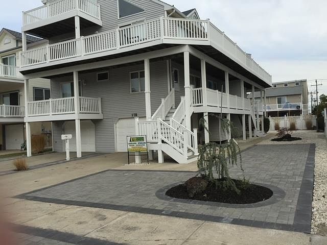 1st image of 17 62nd St N #Sea