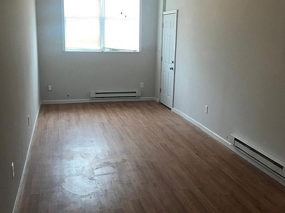 2nd image of 2309 E Clearfield St #1