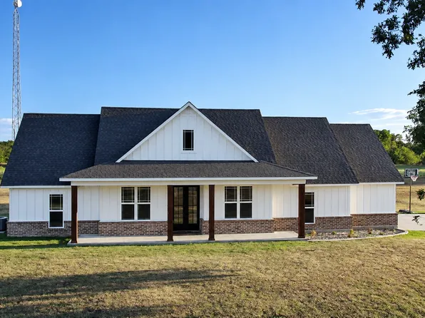 803 Silver Valley Rd, Durant, OK 74701