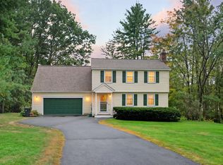 17 Severance Dr, Londonderry, NH 03053