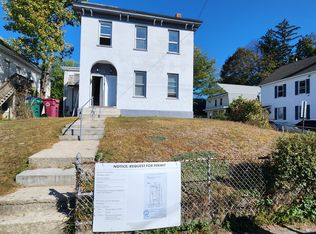 84 Walker St #F2, Lowell, MA 01854