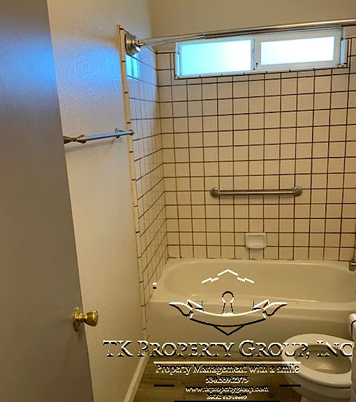 108 Ophir St #F — Photo 11