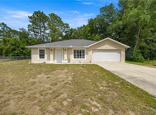 2720 W Royal Palm Dr, Citrus Springs, FL 34434