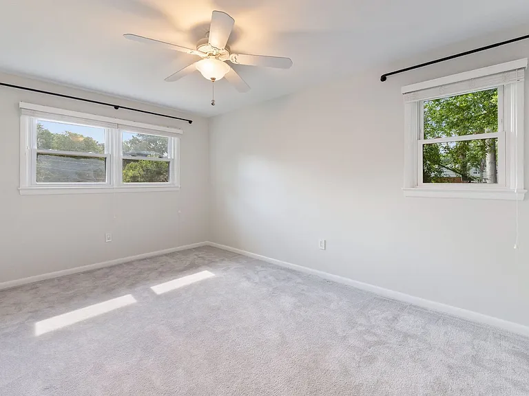 1805 Ingemar Ct — Photo 19