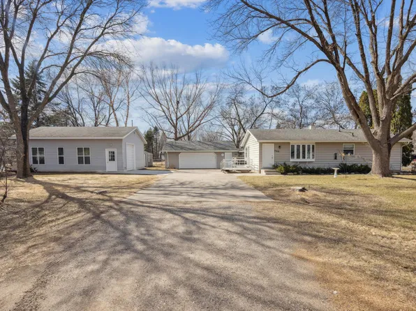 31618 127th St NW, Princeton, MN 55371