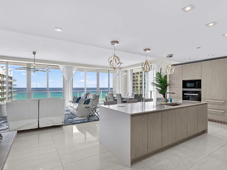 3100 N Ocean Dr #1805-P — Photo 4