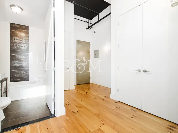 350 Manhattan Avenue image 8 of 15