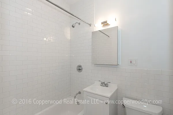 Rented by Copperwood Real Estate | media 10