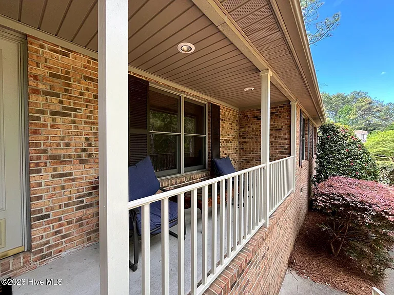 100 Bridle Path Cir — Photo 38