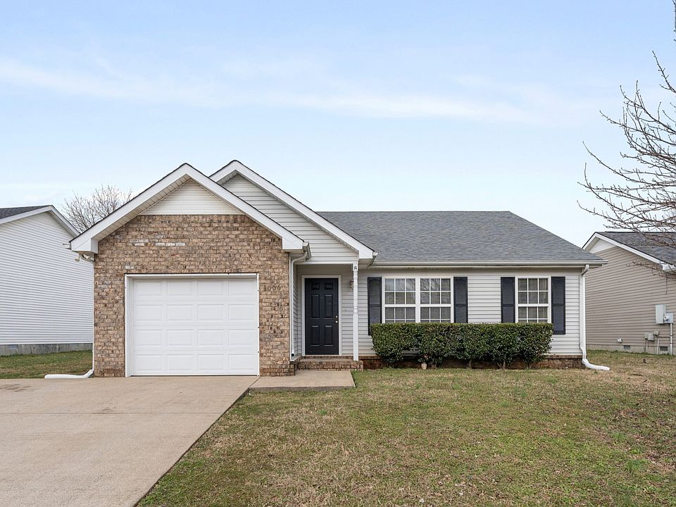 1st image of 3006 Weybridge Dr