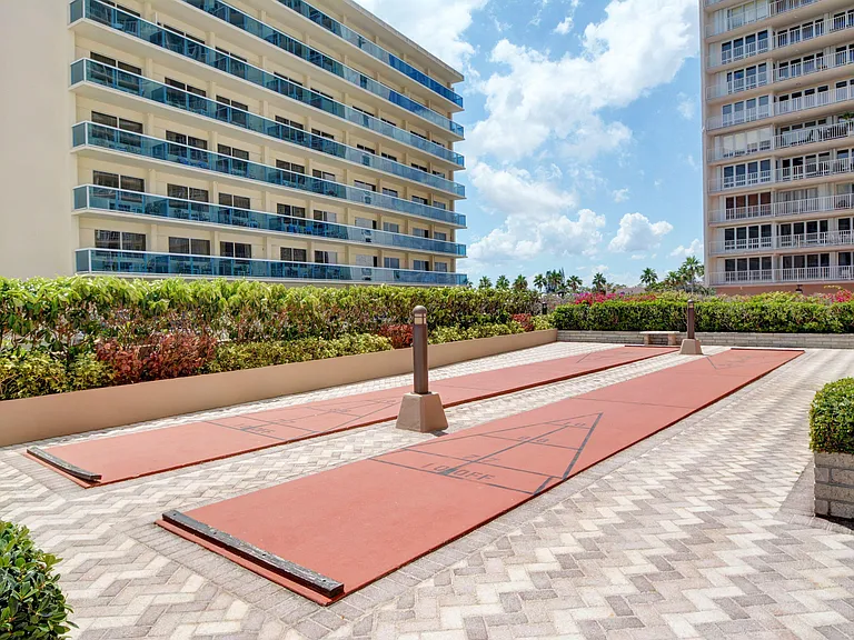 4100 Galt Ocean Dr #604 — Photo 31