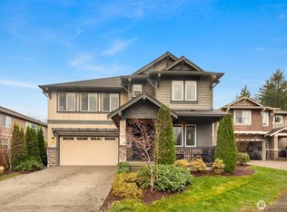 622 Mt Teneriffe Drive SE, North Bend, WA 98045