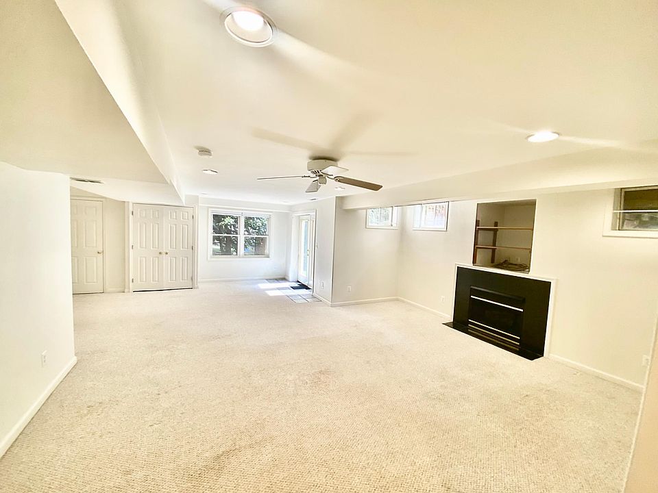 1st image of 21366 Wideoak Ct