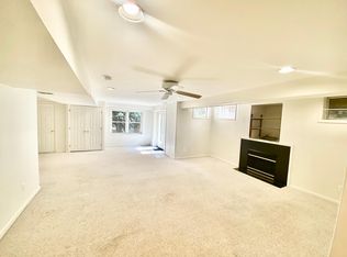 21366 Wideoak Ct, Sterling, VA 20164
