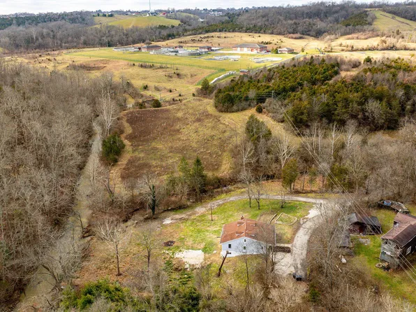 8878 E Main St, Alexandria, KY 41001