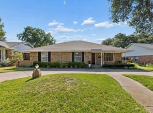 10146 Coveridge Dr, Dallas, TX 75238
